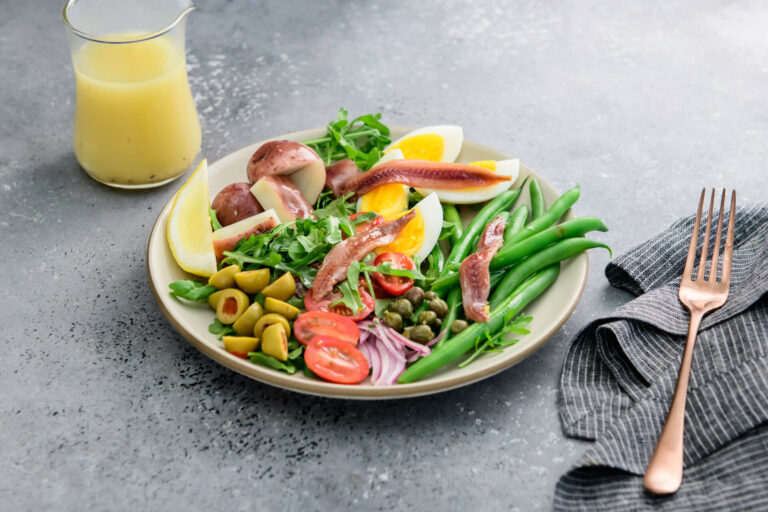 Anchovy Niçoise Salad Recipe