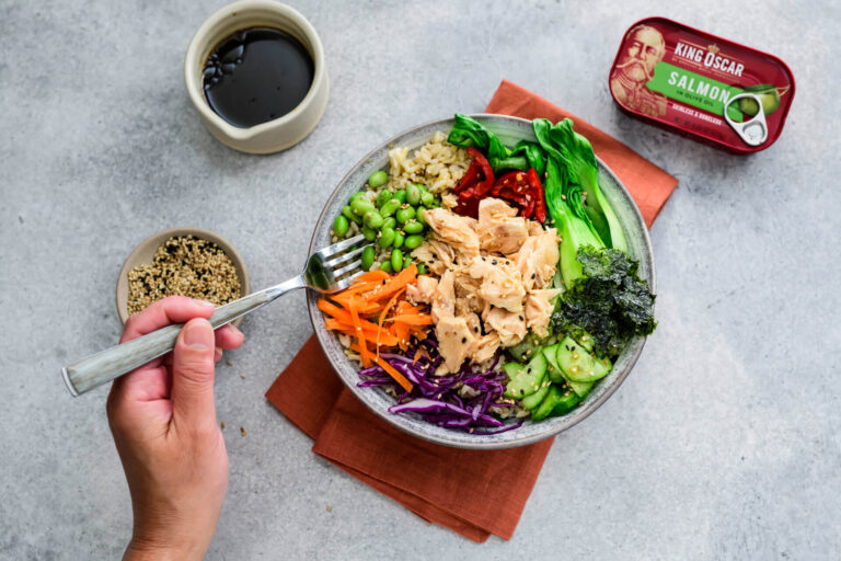 Healthy Asian Salmon Bowl Recipe